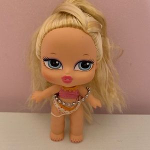 Bratz Babyz Hair Flair Cloe doll